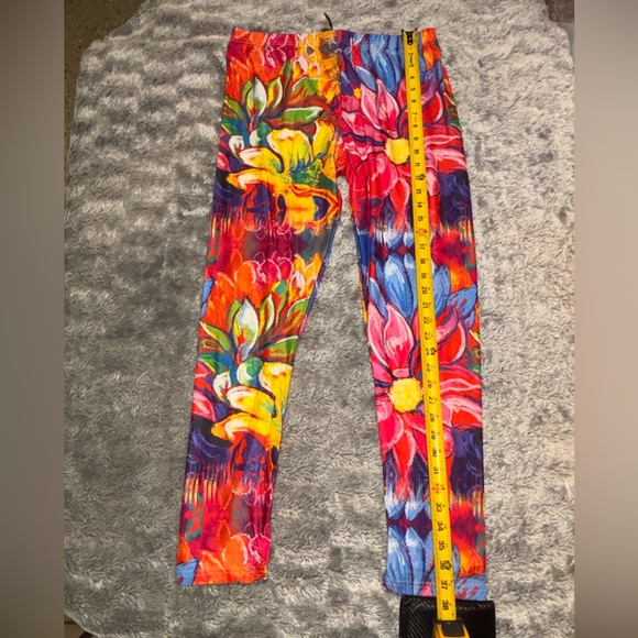 Colorful Floral Women's Leggings, Lily by Firmiana - Picture 6 of 10